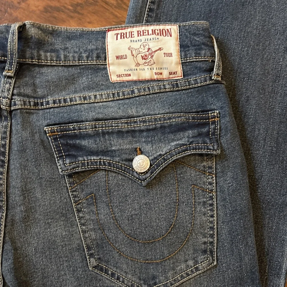 True Religion Billy Relaxed Bootcut Jeans Size 36 X 33.5 NWT